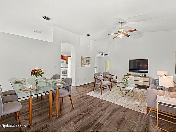 4th image of 2366 Deercroft Dr