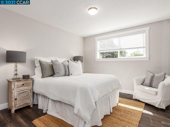 76A Ashbrook Pl, Moraga, CA 94556