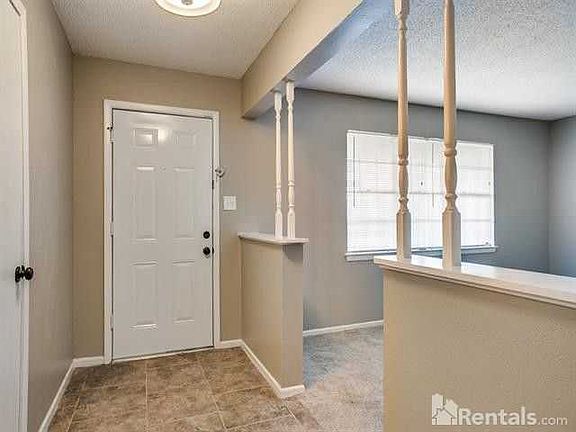 2nd image of 816 Michelle Dr