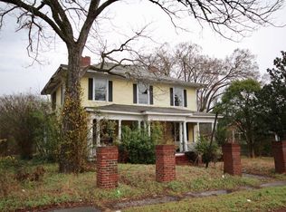 147 Walnut St, Chester, SC 29706