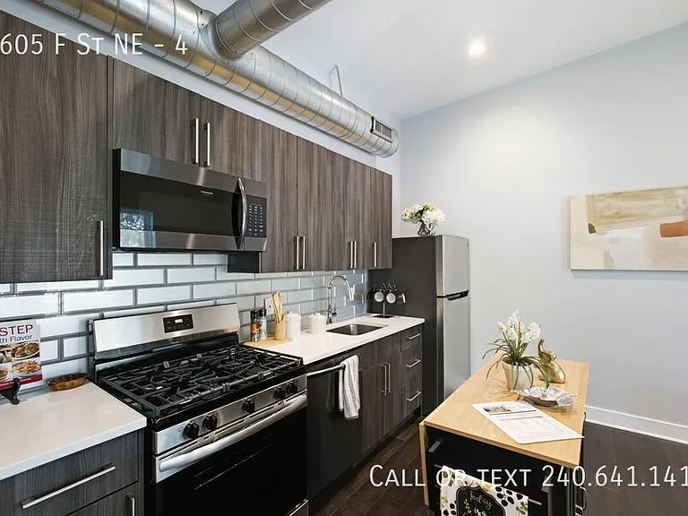 1605 F St NE #4 — Photo 6