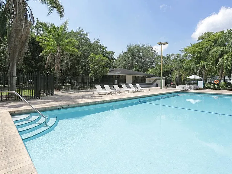 Club at Emerald Waters — Photo 10