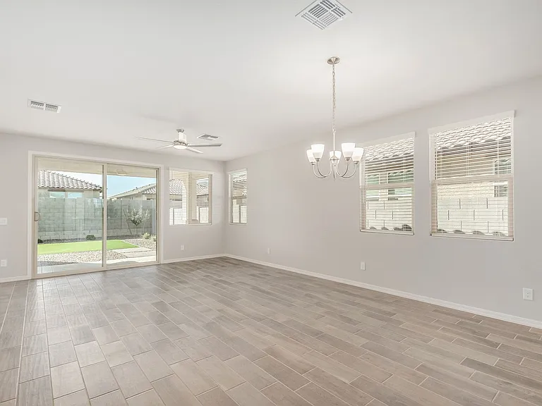 3439 W Oil Well Rd — Photo 11