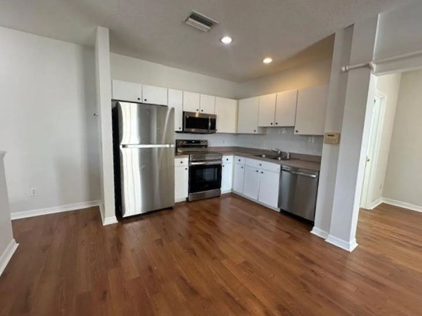 Pet Friendly Studio Garage Apartment in North Village of Celebration — Photo 3