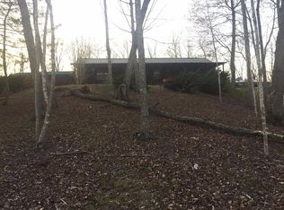 606 Serenity Pt, Beattyville, KY 41311