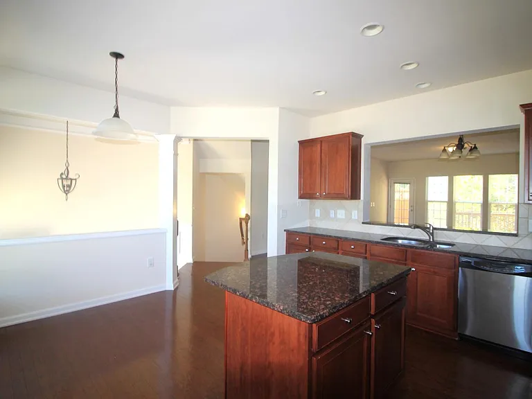 8809 Macedonia Lake Dr — Photo 6