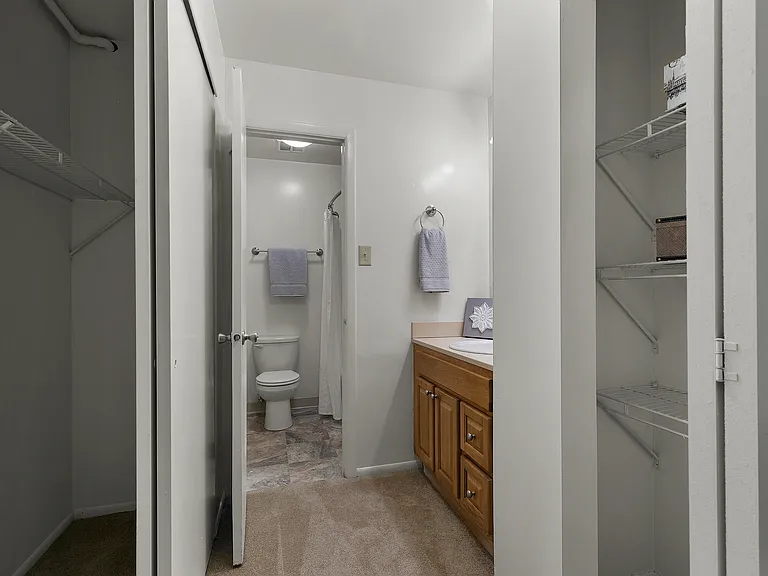 California Apartments — Photo 59