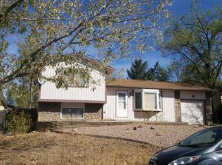 4040 Candea Ct, Colorado Springs, CO 80916