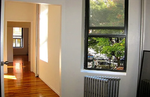Rented by Moss Realty Company | media 9