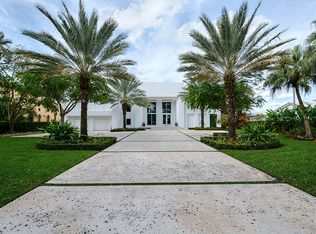 1112 S Northlake Dr, Hollywood, FL 33019