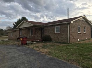 9053 Twin Bridges Rd, Alvaton, KY 42122