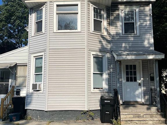 2nd image of 413 Bear St #2