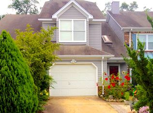 118 Gnarled Oak Ln, Yorktown, VA 23692