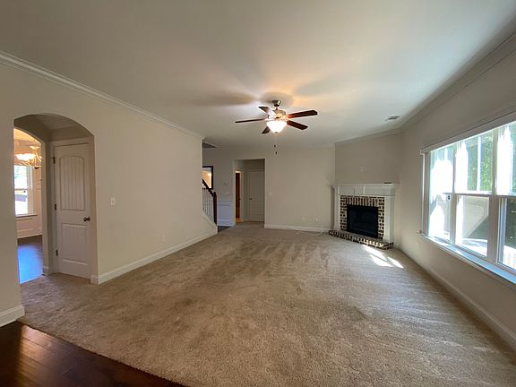 4th image of 761 Burch Creek Dr