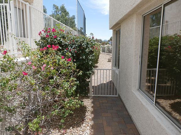 3rd image of 420 Acoma Blvd S Unit 53