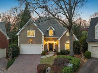 235 Embassy Ct, Sandy Springs, GA 30328