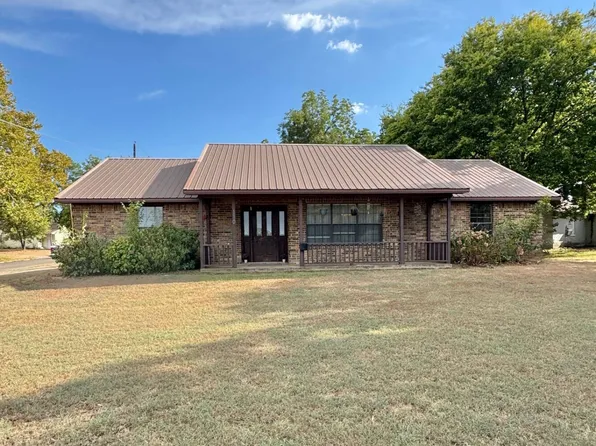 110 SE Adams St, Idabel, OK 74745