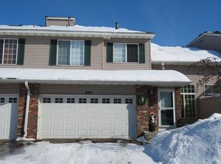 604 Spruce Dr, Hudson, WI 54016