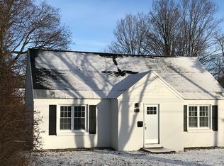 54 Beechwood Rd, New Hartford, NY 13413