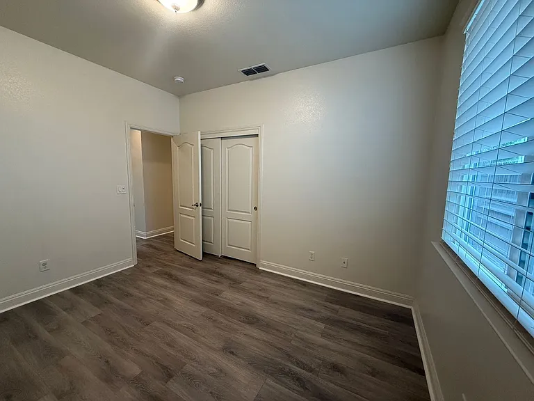 4221 Anatolia Dr — Photo 22