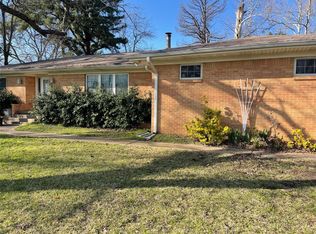 1403 E Texas St, Denison, TX 75021