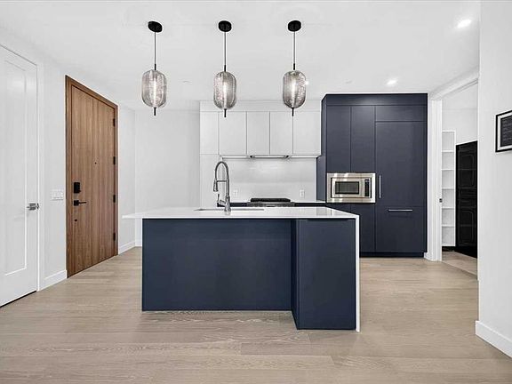 4th image of 4180 SW Kovitz Ave NW #307