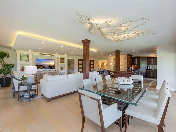 5th image of 108 Wilderness DR #233