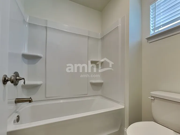 3417 Emzy Dr — Photo 15