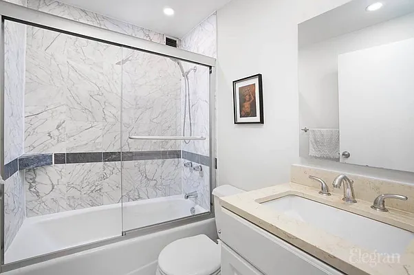 Sold by Elegran | media 7