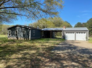 1020 County Road 475, Etoile, TX 75944