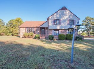 6820 W Quaker Rd, Disputanta, VA 23842