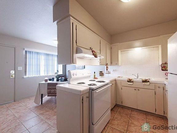 5th image of 41 E Dakota Ave APT 7