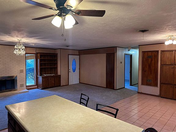 5th image of 1706 Abernathy St