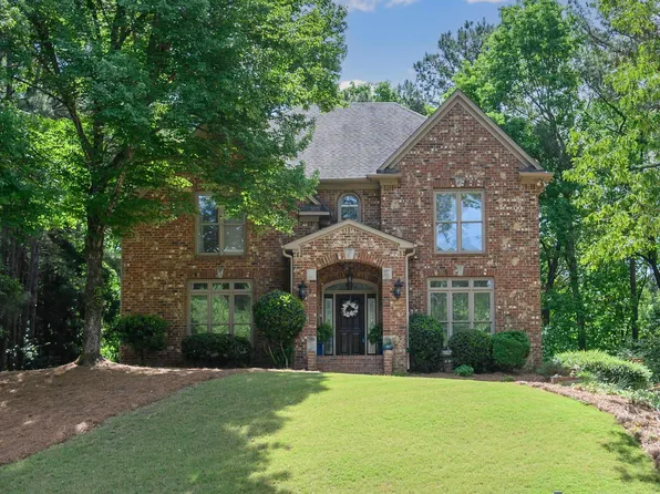 194 Brook Trace Dr, Hoover, AL 35244