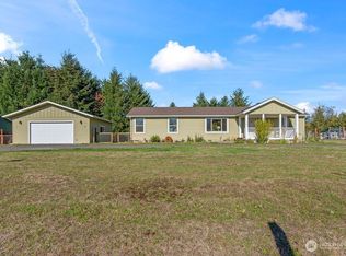 114 Saint Lawrence Dr, Onalaska, WA 98570