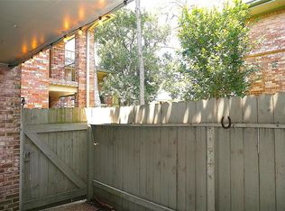 6429 Bayou Glen Rd, Houston, TX 77057