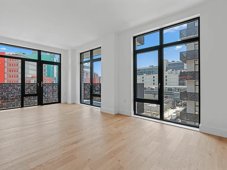 38-27 32nd St #902 — Photo 9
