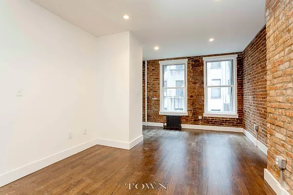 Rented by Town Residential | media 13