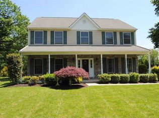 1011 Wagon Rd, Blue Bell, PA 19422