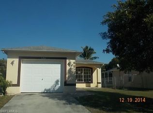 120 6th St, Naples, FL 34113