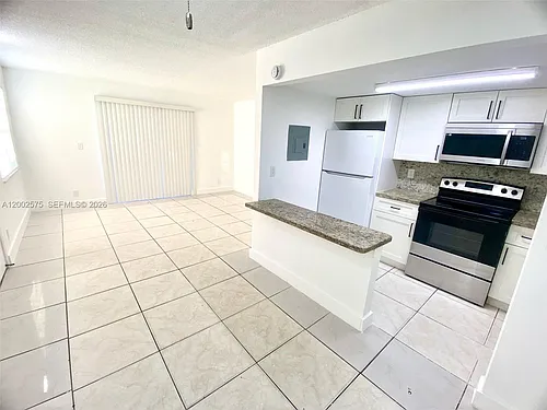 850 SW 74th Ter #1 Photo 1