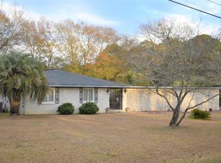 1500 Meadows Ln, Vidalia, GA 30474