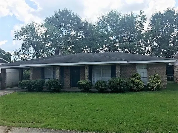 11 Southern Ln, Hattiesburg, MS 39402