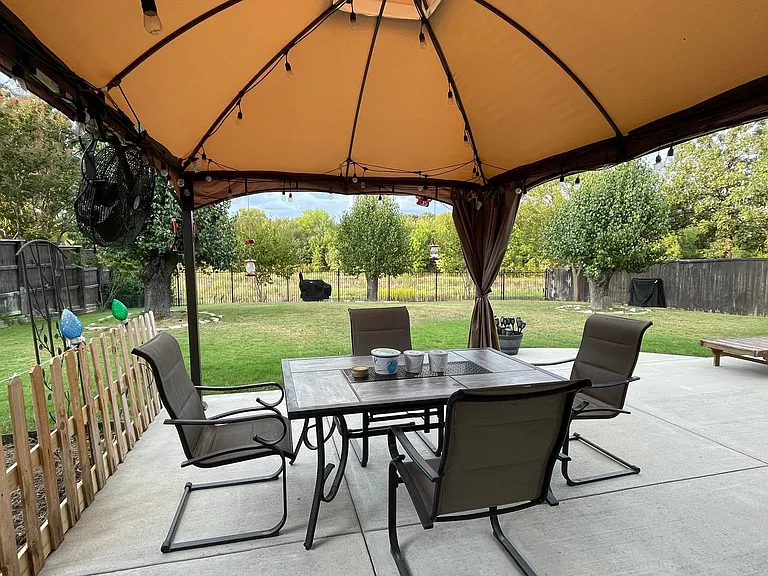 3580 Twelve Oaks Ln — Photo 17