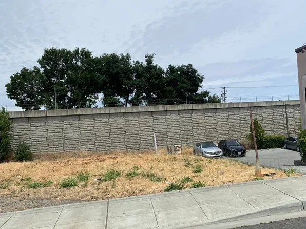 1477 El Camino Real, Belmont, CA 94002