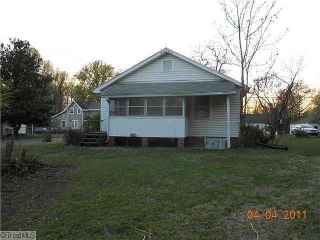 1st image of 1515 Rainbow Dr