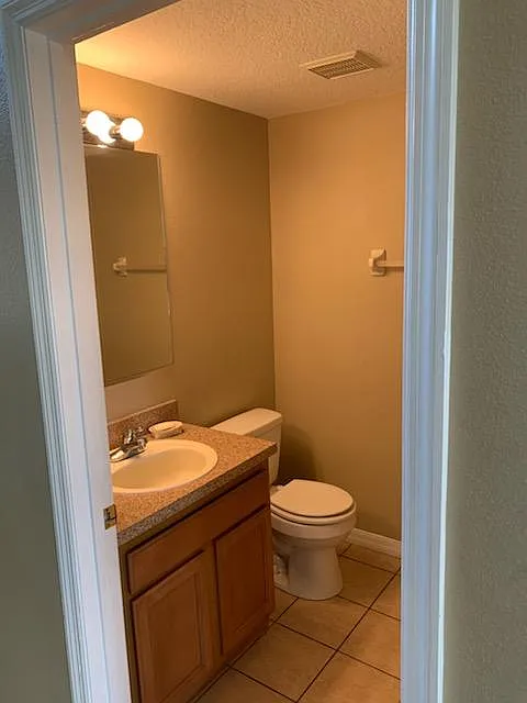 4 bed, 2.5 bath, 2083 sqft, $2,650 — Photo 1