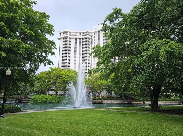 1000 Quayside Ter APT 809, Miami, FL 33138