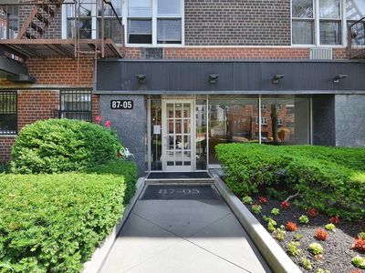 87-05 166th St #5B, Jamaica, NY, 11432