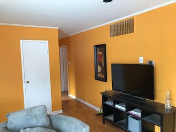 3rd image of 458 Titonka St